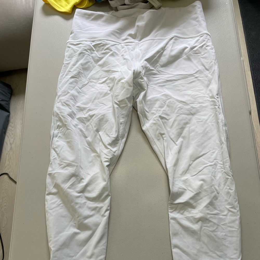 Lululemon size 12 athletic tights